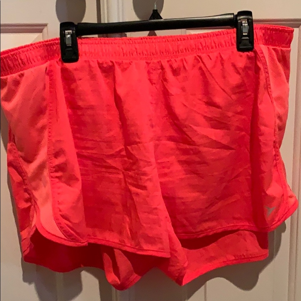 Old Navy Active XL running shorts. Worn Once!